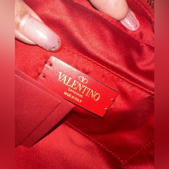 Valentino Garavani Large Womens cosmetic bag Satin NWT - Picture 6 of 7